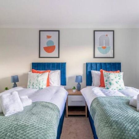 Trendy Sea View 2 Bedroom Sleeps 6 - Free Parking Bournemouth Exterior foto